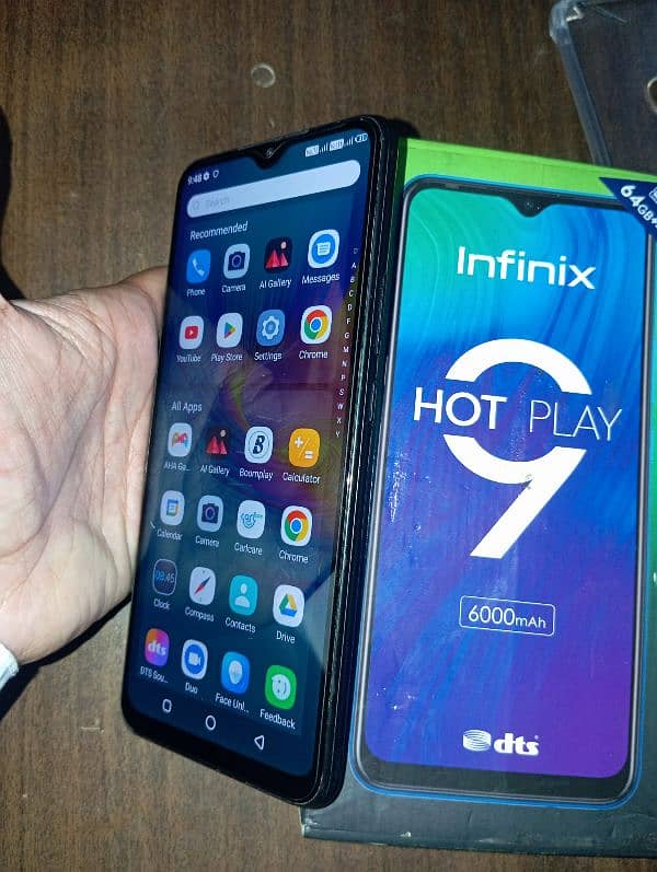 Infinix hot 9 play 4/64 storage Dual SIM PTA aaproved with Box 10