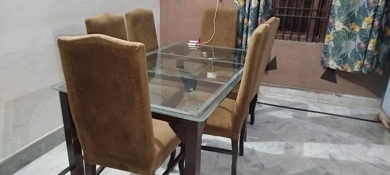 Dining table with 6 chairs 4