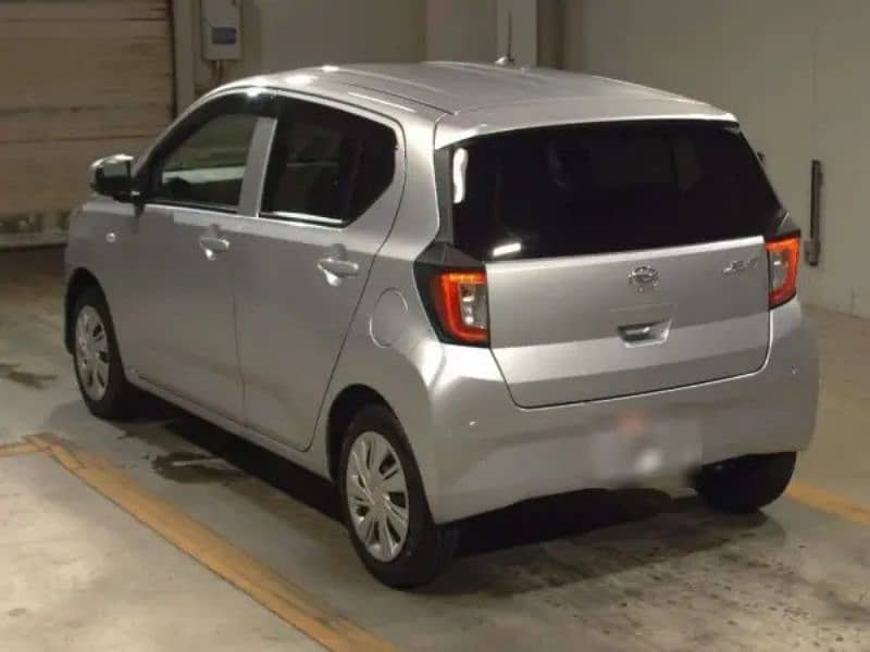 Daihatsu Mira 2021 6