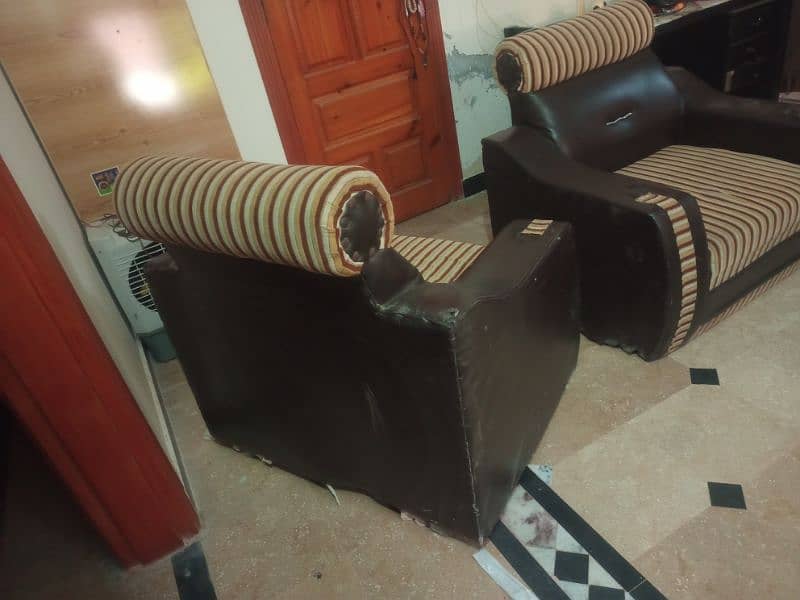 five seatar Sofa set for sale مناسب ریٹ 6