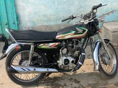 Honda 125 black colour 2016 model