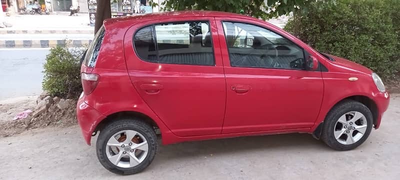 Toyota Vitz 99/2007 2