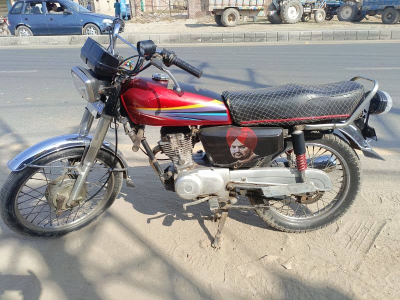 Honda CG125 0