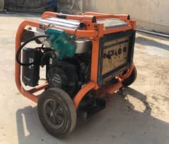 Jasco 1.6 kW generator. Petrol & Gas