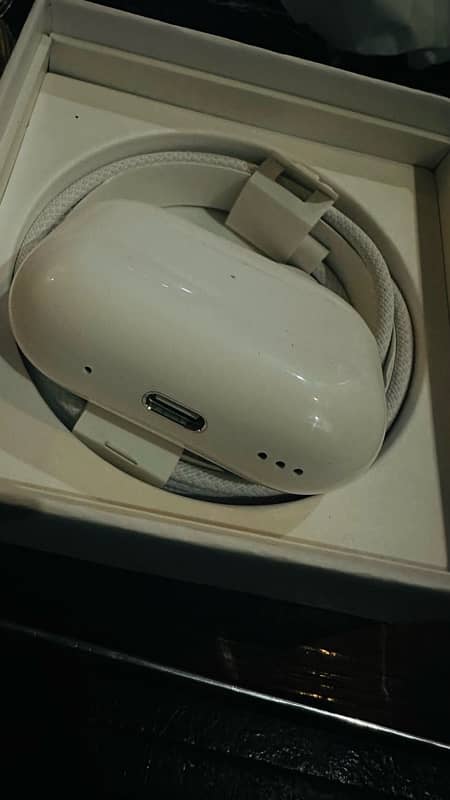 Airpod pro 2nd generation (usb-c) 5