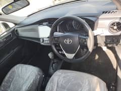 Toyota Corolla Axio 2016