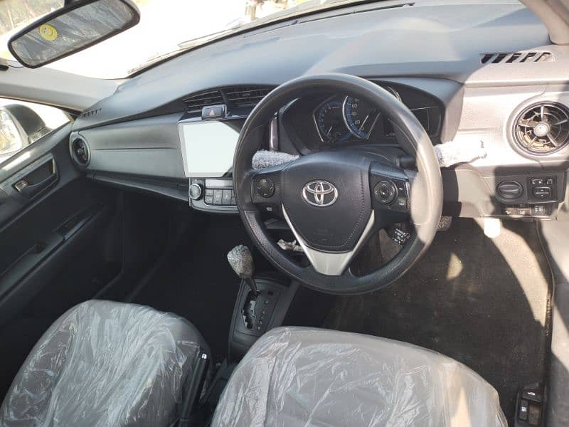 Toyota Corolla Axio 2016 0