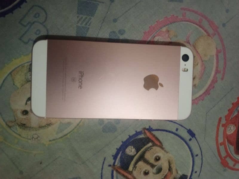 Iphone SE 2016 iOS version 15.8. 3 3