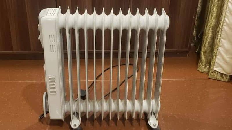 Geepas Electric oil heater 0