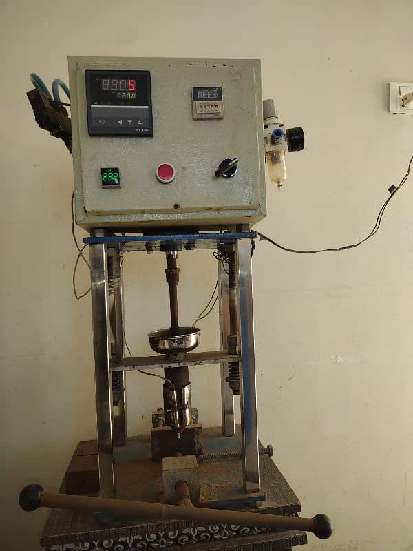 Data cable molding machine 1