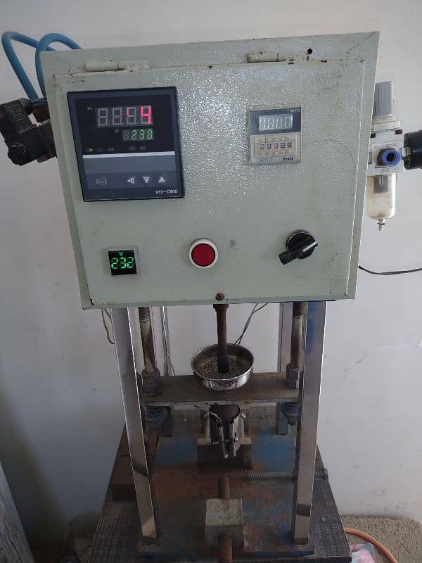 Data cable molding machine 3