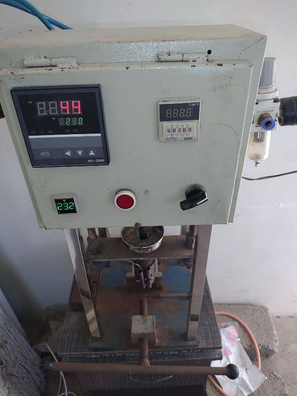 Data cable molding machine 6