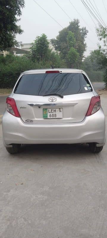 Toyota Vitz 2013 1