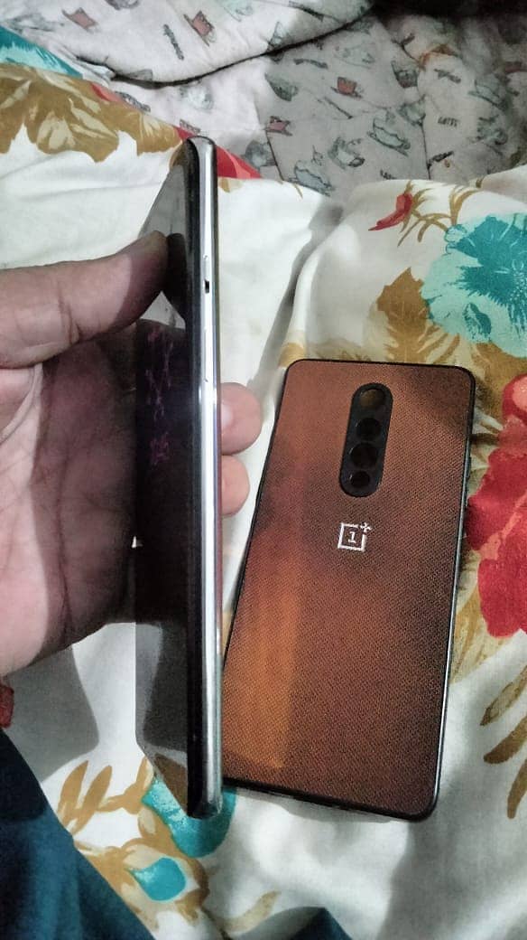 OnePlus 8 good condition 8/128 1