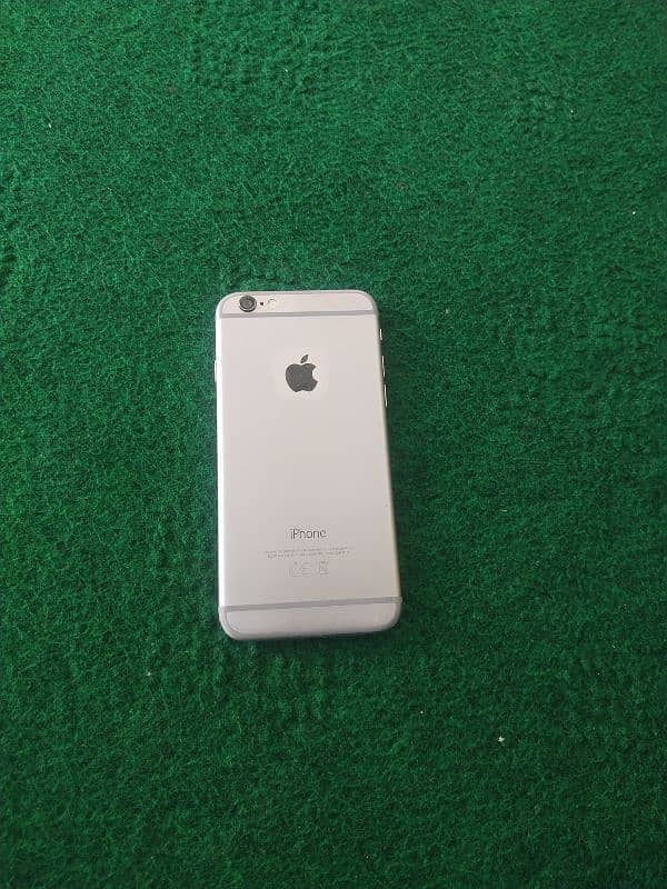 iphone 6 32gb btreey health 82 condition 10/10 0