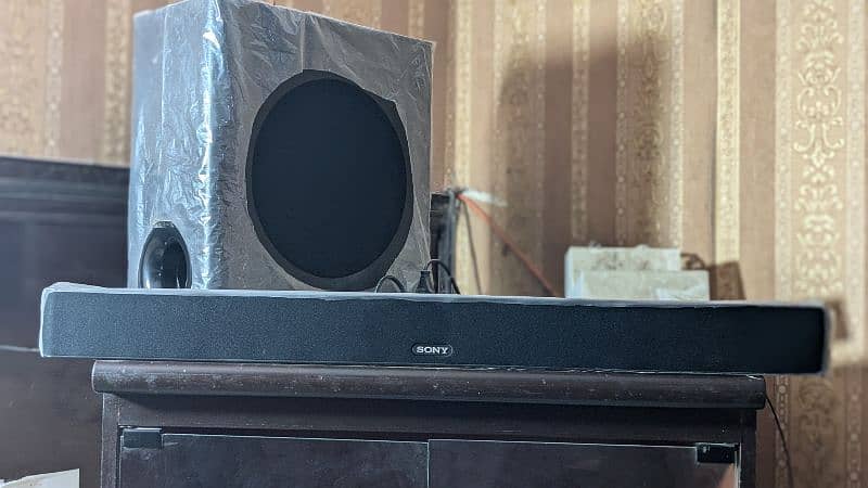 SONY sound bar with woofer dynamic surround sound 5