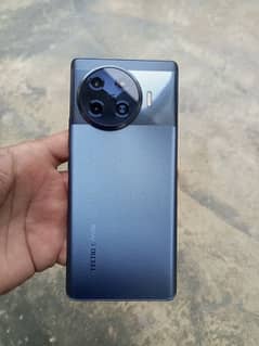 Tecno spark 20 pro plus