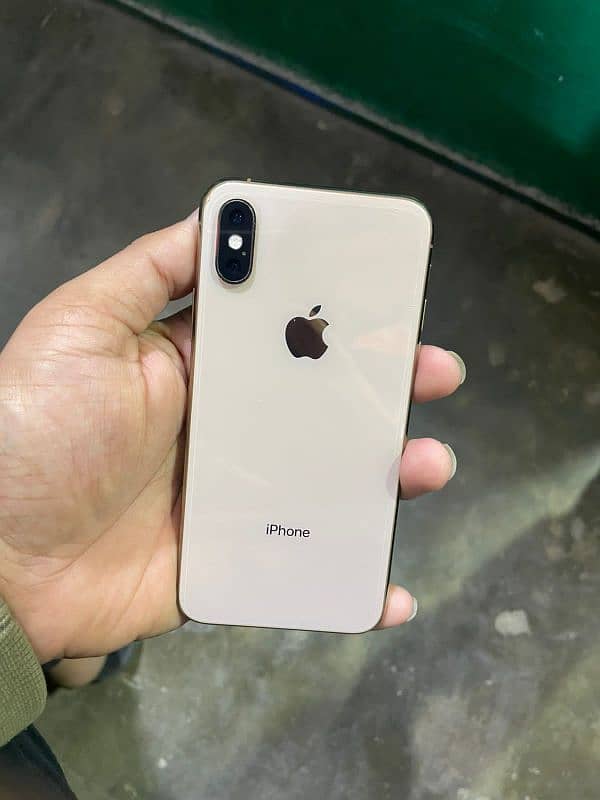 iphone xs  non pta 1