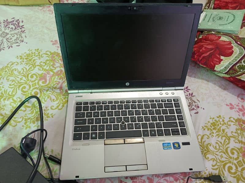 HP laptop 1