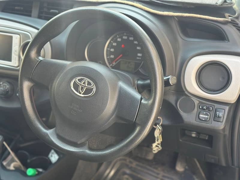 Toyota Vitz 2014 1