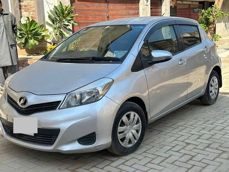 Toyota Vitz 2014 5