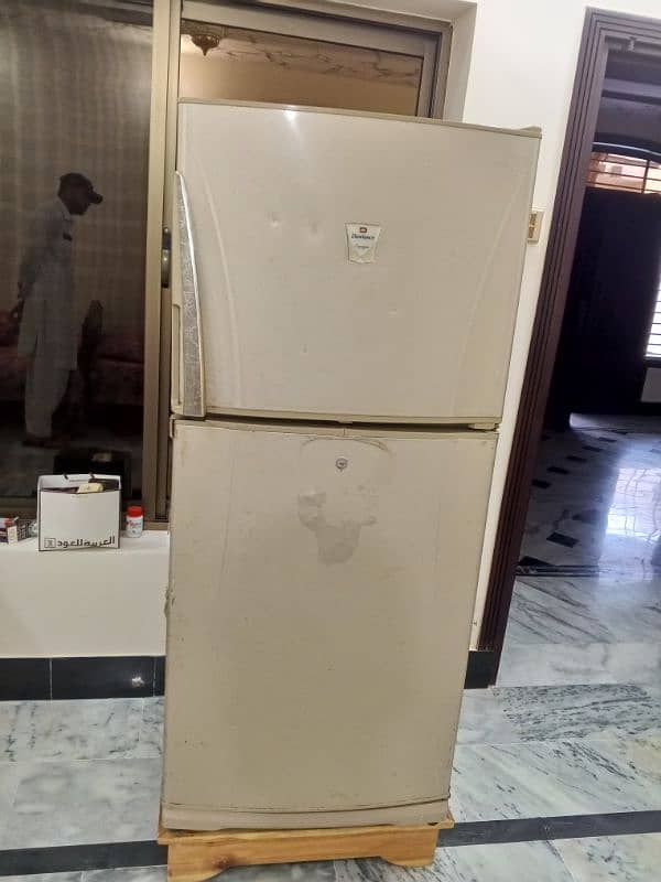 want to sell this refrigerator 2