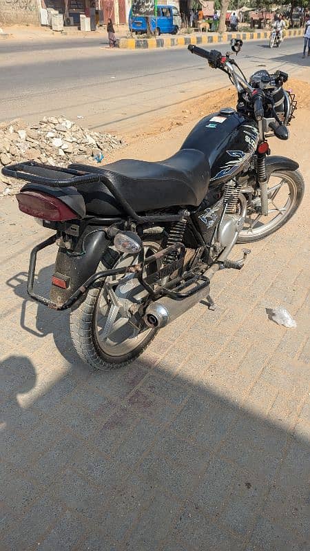 Suzuki GS 150 SE 2022 3