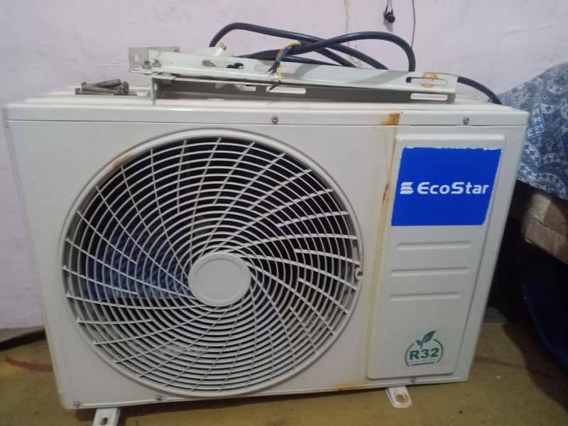 Eco star 1 ton ac urgent sale 0