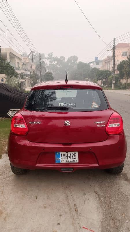 Suzuki Swift 2022 GLX Full Option 6