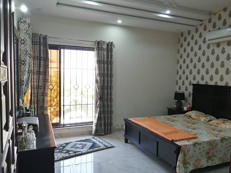 1 Kanal Fully Furnished House For Rent in Bahria Town Lahore. 22