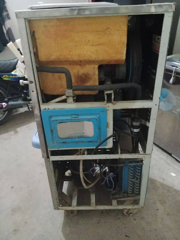 Ice Cream Machine for Sale 1