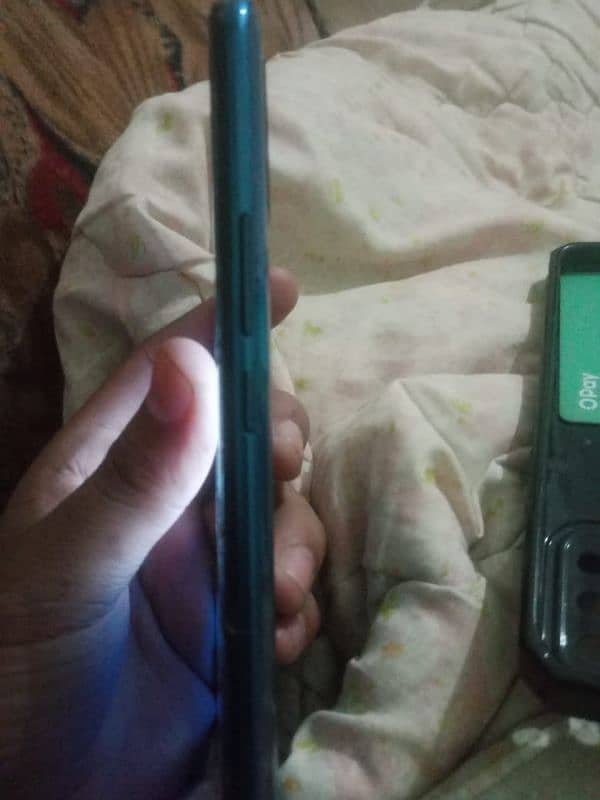 infinix Hit 9 play 3gb ram 64gb momery all ok 2