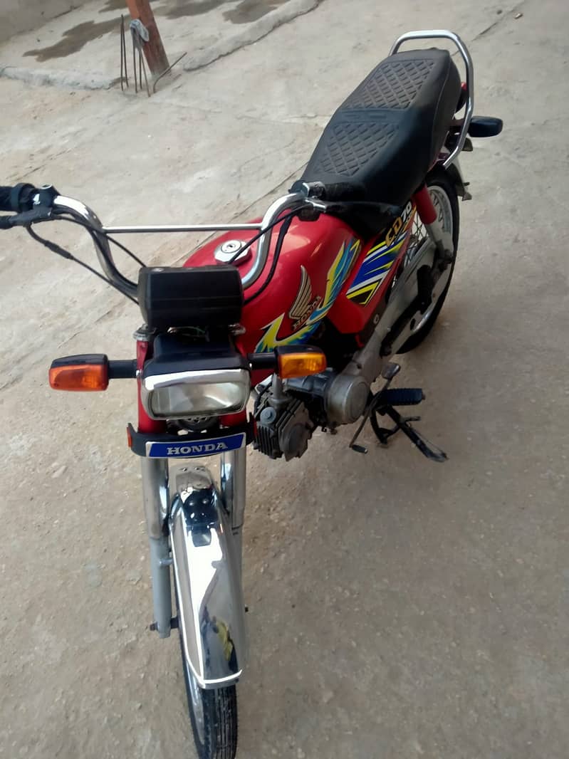 Honda CD 70 2021 4