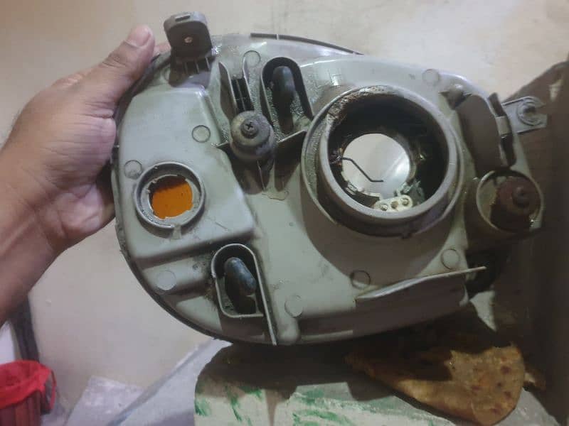 Hyundai Santro Headlights 2