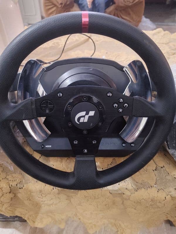 thrustmaster t500rs streeing wheel . without padels. 0