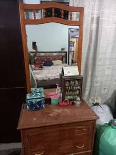 Dressing Table Condition (10/9)