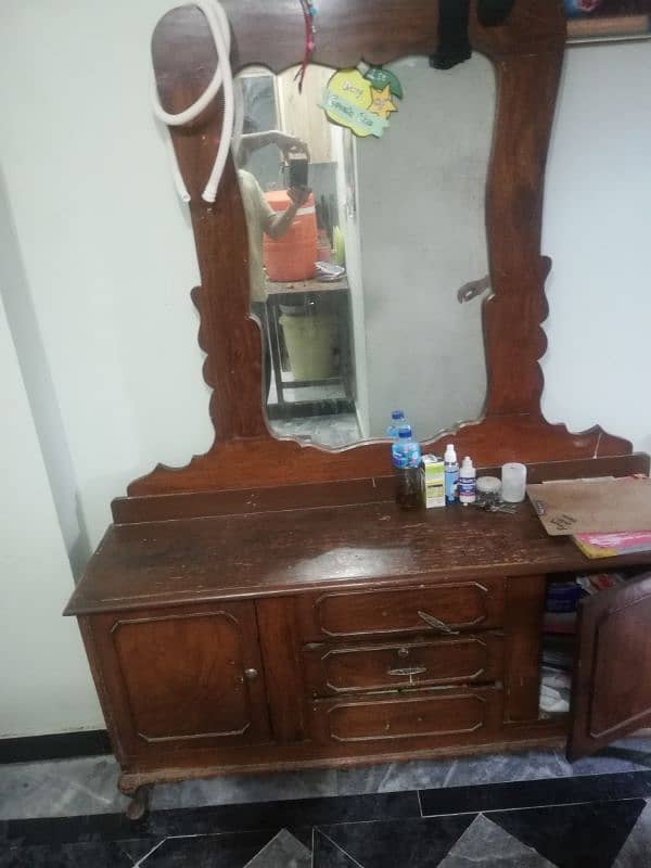 dressing table for sale 0