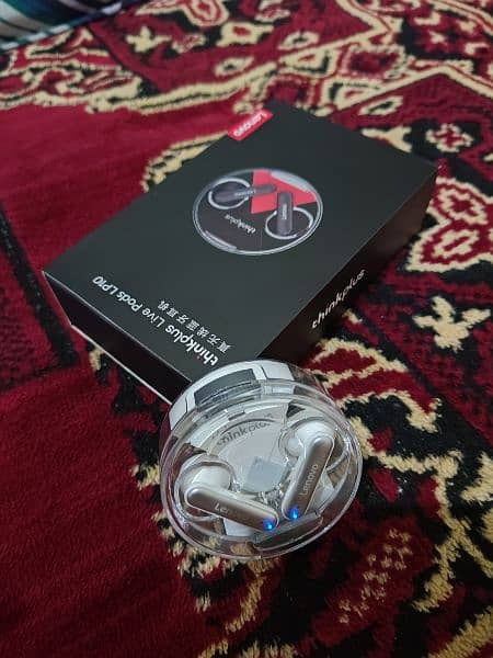 Nia Q8 Bluetooth Headphones 1