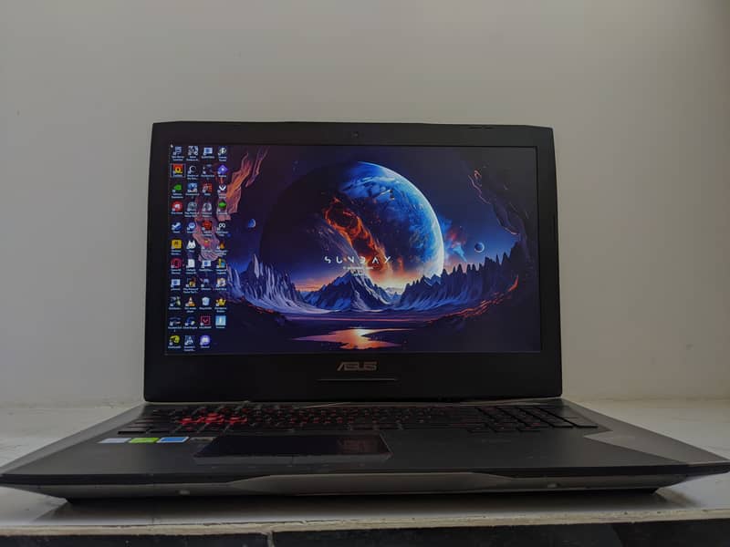 ASUS ROG G752V VR READY Gaming laptop 1