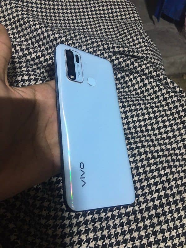 vivo y30 1