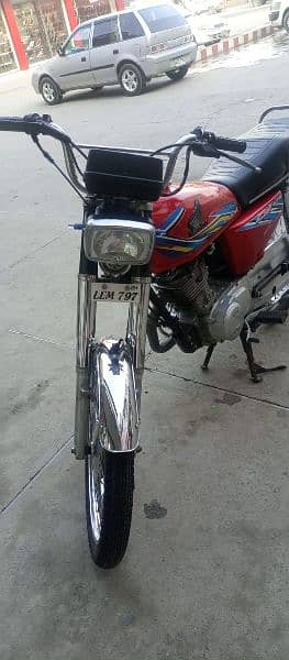 Honda 125 urgent sale need cash available for sale 1