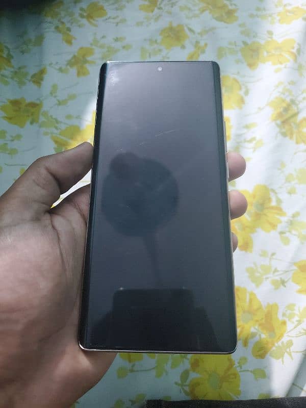 Tecno Spark 20 pro plus 3