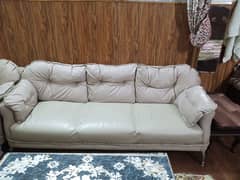 7 seater leather steel stand very cheep prize, due to shifting