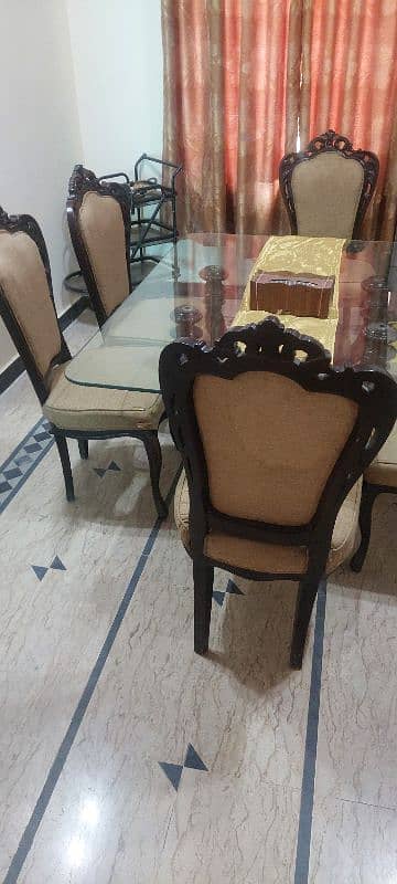 Chinioti dining with chairs 2