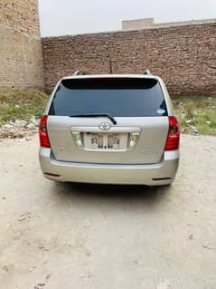 Toyota Corolla Fielder 2005