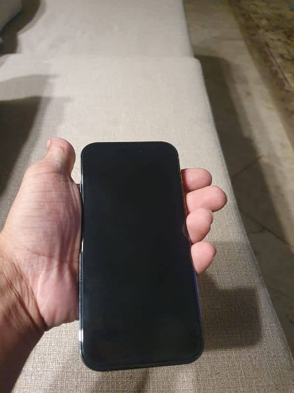 Iphone 14 Pro LLA Non-PTA 2