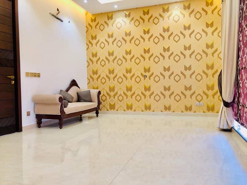 DHA Lahore 1 Kanal Brand New Mazhar Munir Design House Fully Furnished And Full Basement With 100% Original Pictures Available For Sale 34