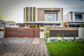 1 Kanal Beautifully Designed Luxury House with Basement In DHA Lahore.