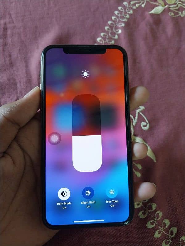 Iphone 11 pro 256GB Factory unlocked 2