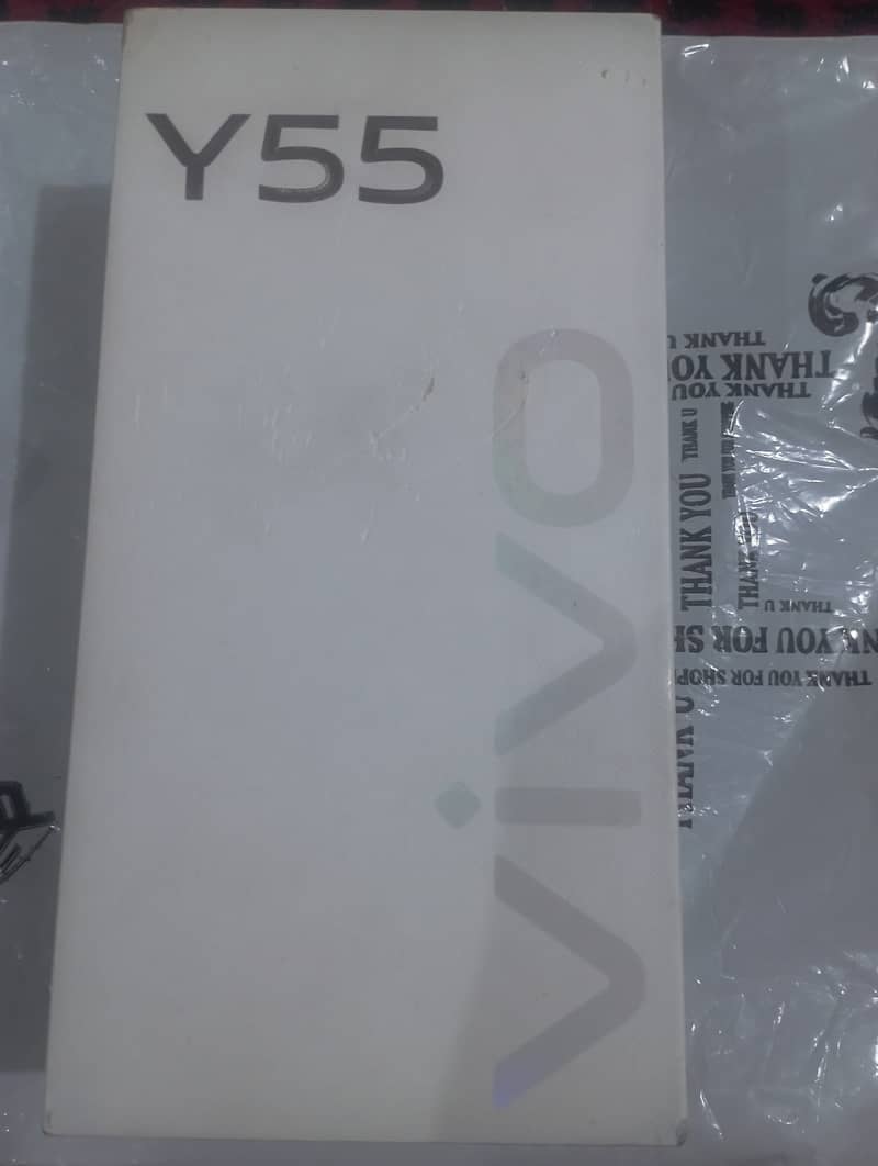 Vivo Y55 8/128gb (with box and original assecories) *Read Ad 10